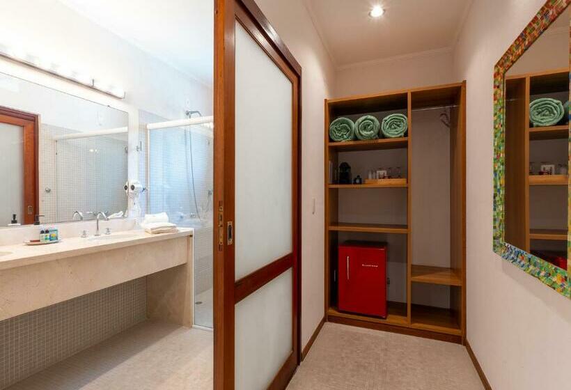 스탠다드 4인용 룸 바다전망, Velas Do Engenho