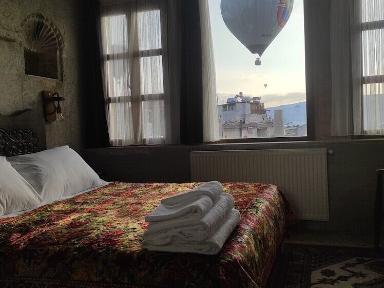 Номер Deluxe, Ares Cave Suites
