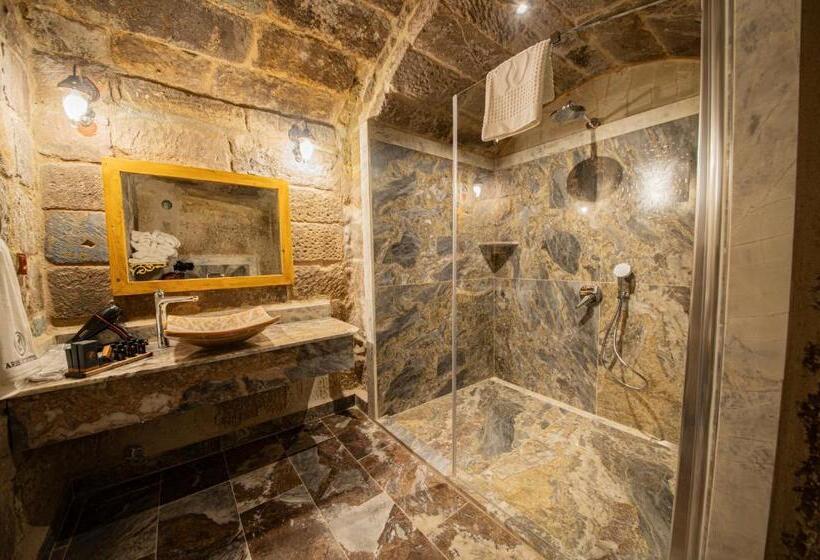 اتاق لوکس, Ares Cave Suites