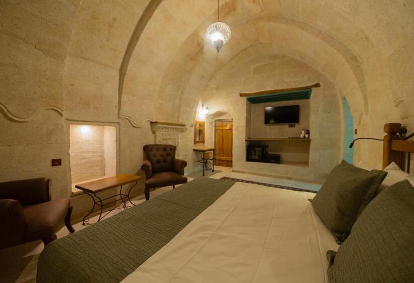 جناح سرير كينج, Ares Cave Suites