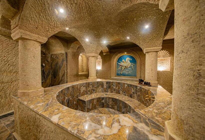 Люкс Superior, Ares Cave Suites