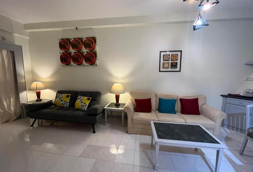 סוויטת סופריור נוף לים, Paradise By The Sea In Penang By Veron At Rainbow Paradise