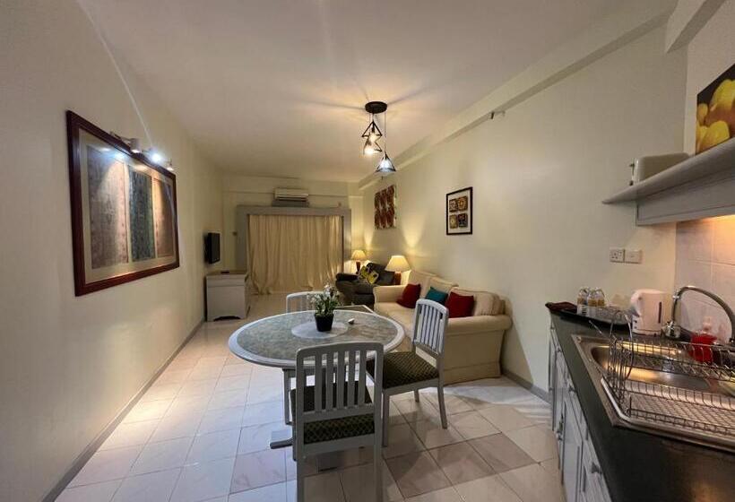 סוויטת סופריור נוף לים, Paradise By The Sea In Penang By Veron At Rainbow Paradise