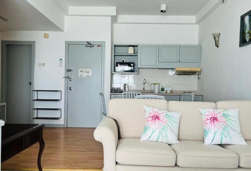 סוויטת 2 חדרי שינה, Paradise By The Sea In Penang By Veron At Rainbow Paradise