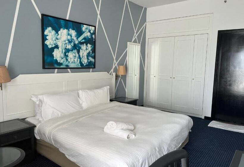 סוויטת דלוקס נוף לים, Paradise By The Sea In Penang By Veron At Rainbow Paradise