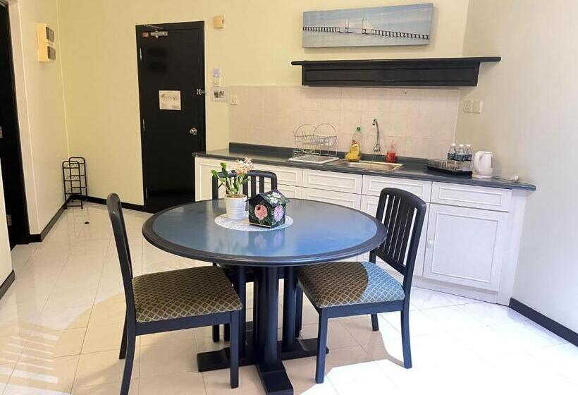 סוויטת דלוקס נוף לים, Paradise By The Sea In Penang By Veron At Rainbow Paradise