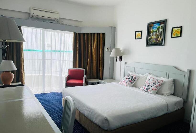 סוויטת 2 חדרי שינה, Paradise By The Sea In Penang By Veron At Rainbow Paradise