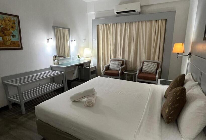 חדר דלוקס עם מיטת קינג, Paradise By The Sea In Penang By Veron At Rainbow Paradise