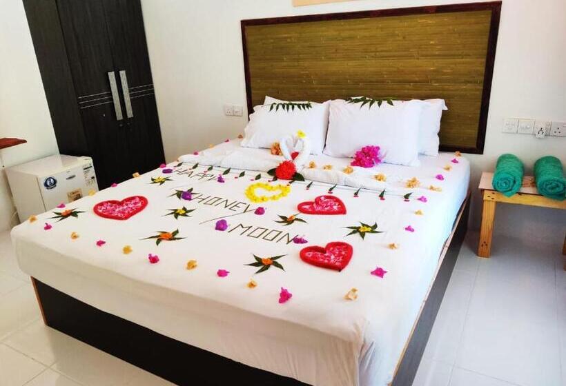 اتاق لوکس, Resten View