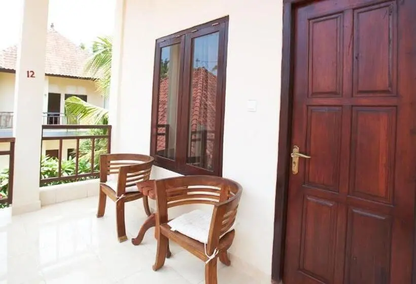 اتاق استاندارد با بالکن, Risna Homestay