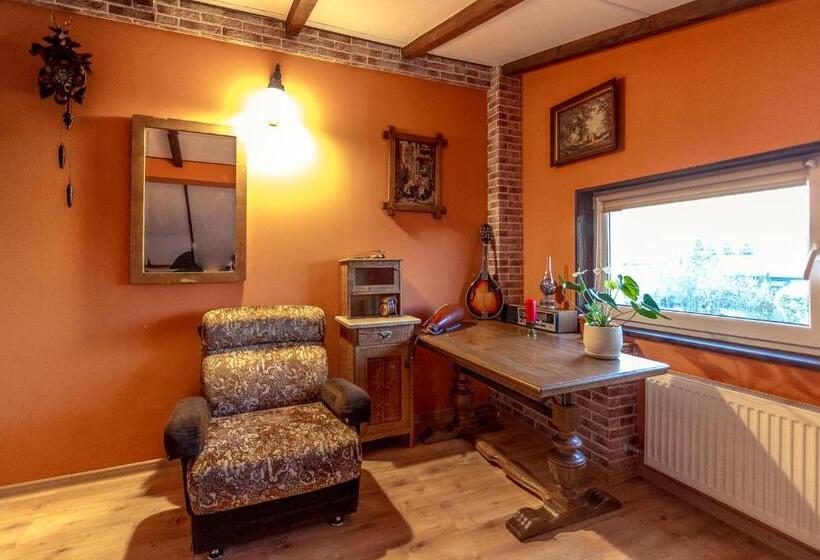 غرفة قياسية حمام مشترك, Agrowczasy