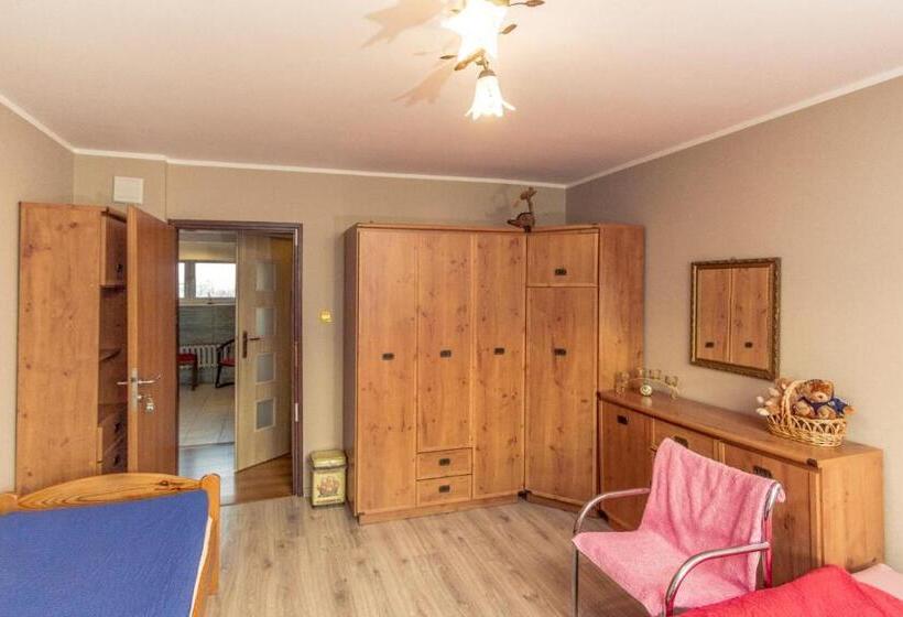 غرفة ديلوكس, Agrowczasy