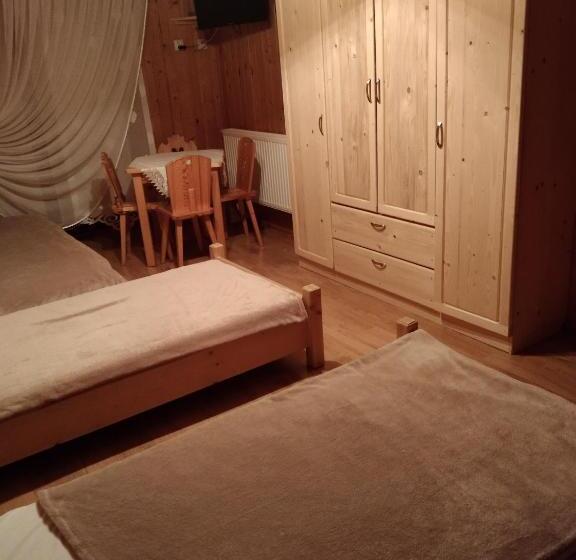 带阳台标准四人间, U Marii & Mariana