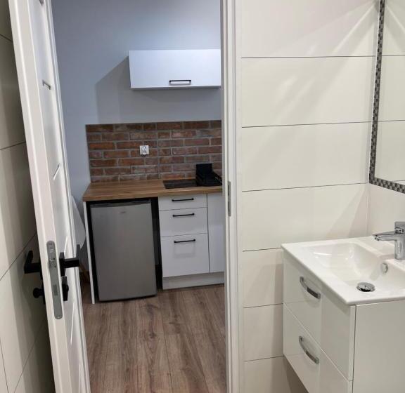 اتاق لوکس, Dwunastka