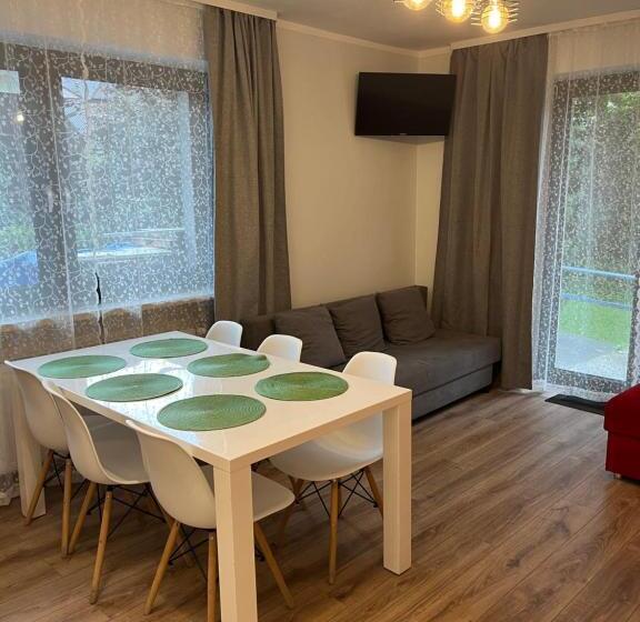 آپارتمان لوکس 1 خوابه, Dwunastka