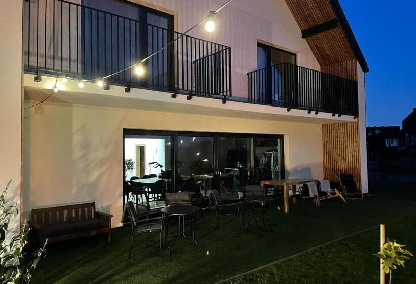 חדר לארבעה סטנדרטי עם מרפסת, Między Wodami