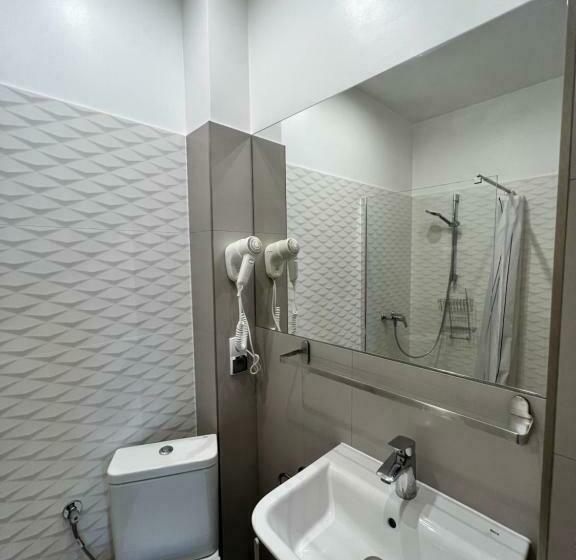 اتاق استاندارد سه نفره, Przycumuj Tu