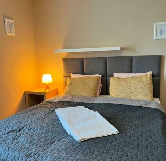 اتاق استاندارد سه نفره, Przycumuj Tu