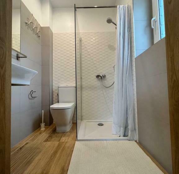 اتاق استاندارد سه نفره, Przycumuj Tu