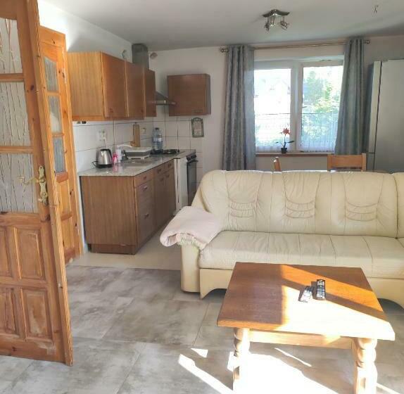 סוויטה משפחתית, Savana