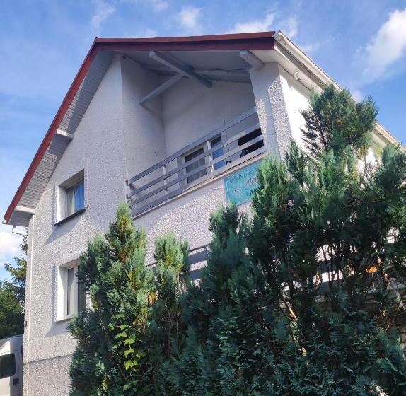 סוויטה משפחתית, Savana