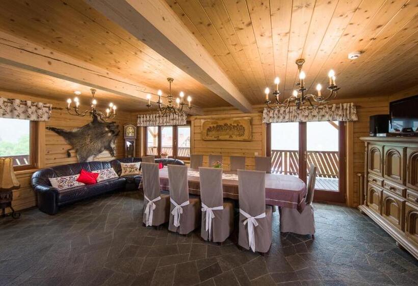 Четырехместный Номер Стандарт, Tęczowe Wzgórze