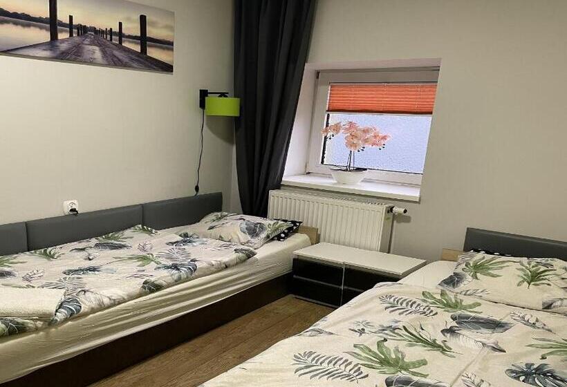 １ベッドルームのデラックスアパートメント, Eldomnoclegi, Kolejowa 15 Wągrowiec