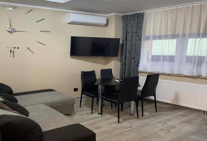 １ベッドルームのデラックスアパートメント, Eldomnoclegi, Kolejowa 15 Wągrowiec