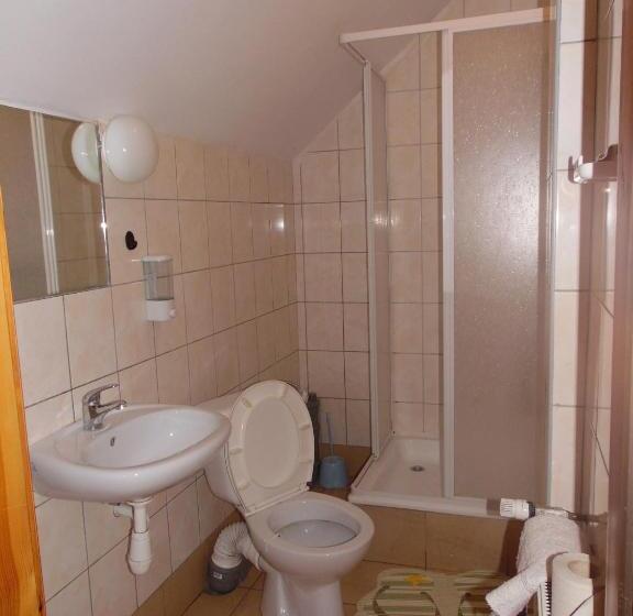 חדר סטנדרט, Nssm Tanie Spanie