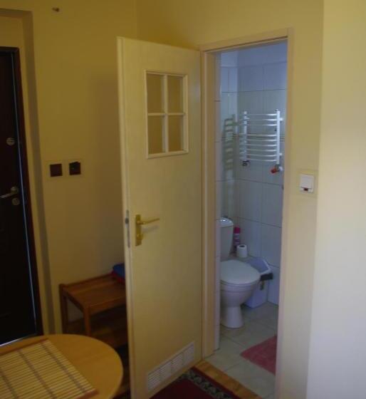 이코노미 룸, Zajazd Biały Dom