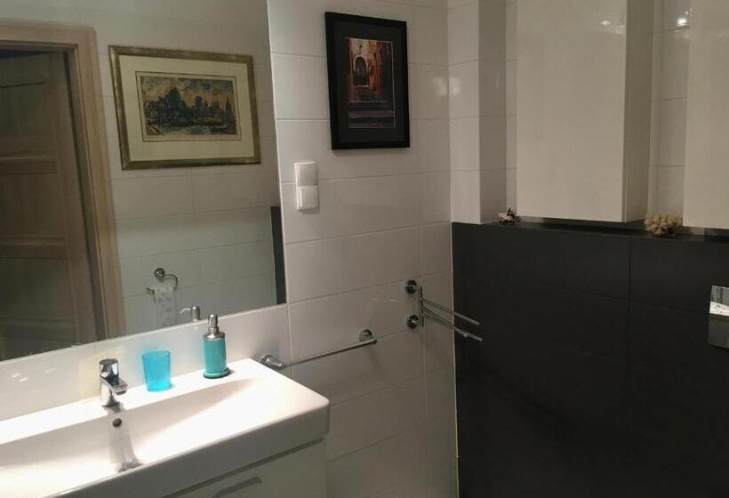 Семейный Номер, Apartament środziemnomorski