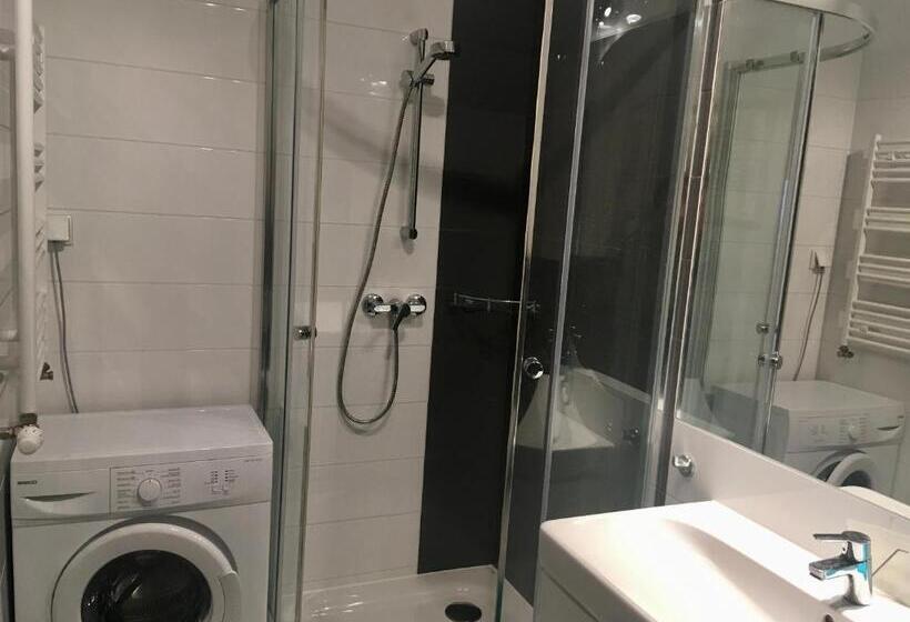 اتاق خانوادگی, Apartament środziemnomorski