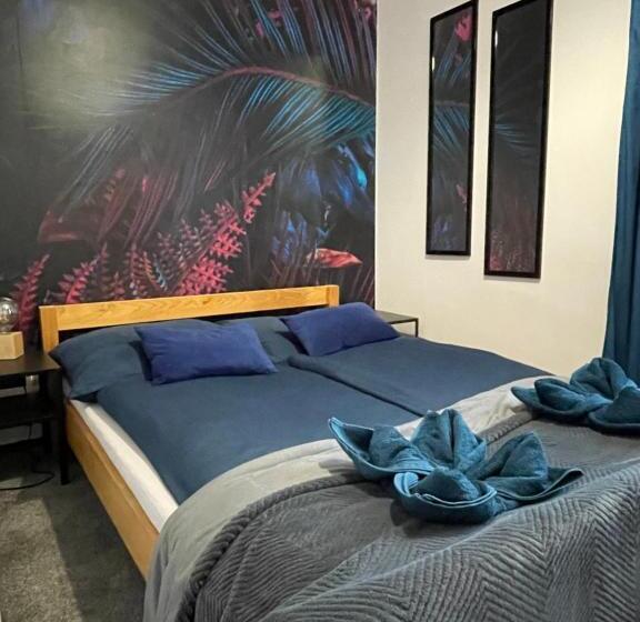 Семейное Студио, Arboretum