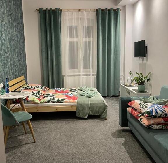Quarto Familiar, Arboretum