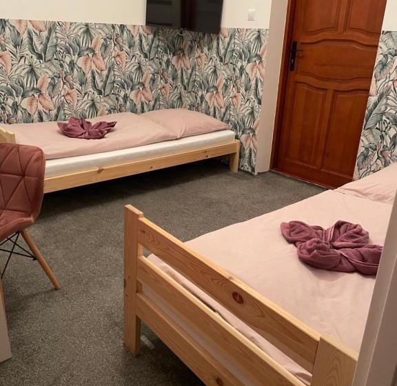 Quarto Economy, Arboretum