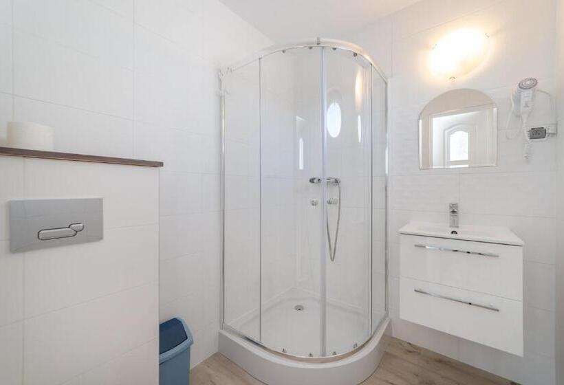 اتاق استاندارد با بالکن, Dom Wczasowy Danusia