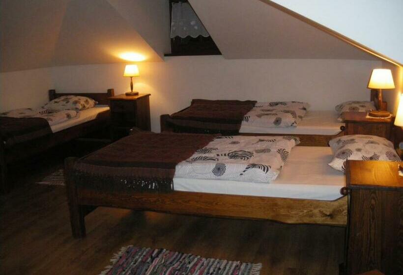 Номер Стандарт Трехместный, Gościniec Gryszczeniówka