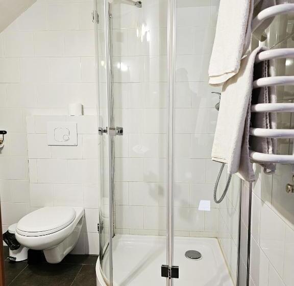 Номер Стандарт, Gościniec Gryszczeniówka