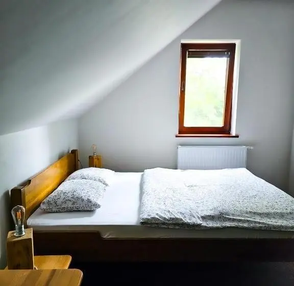Superior-huone, Gościniec Gryszczeniówka