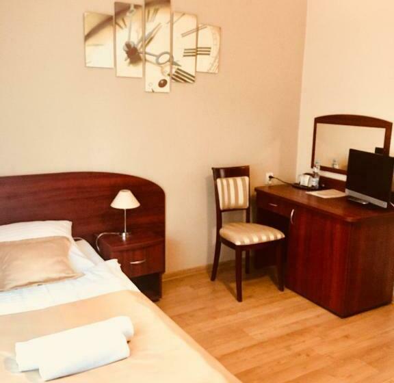 חדר סטנדרט יחיד, Neptun