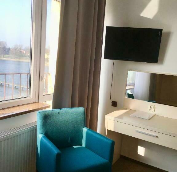 חדר סטנדרט יחיד, Neptun