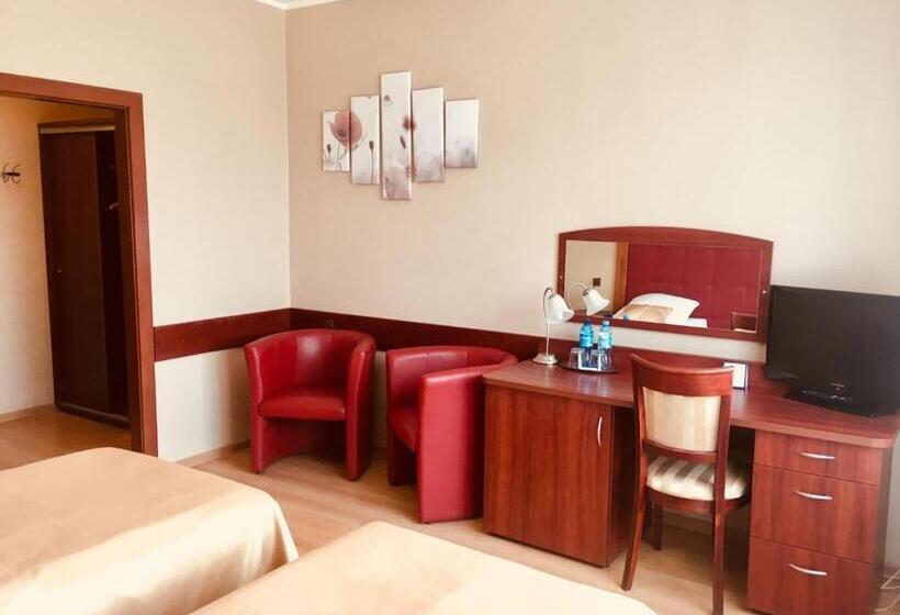 חדר סטנדרט עם טרסה, Neptun