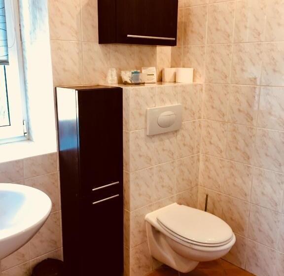 חדר סטנדרט, Neptun