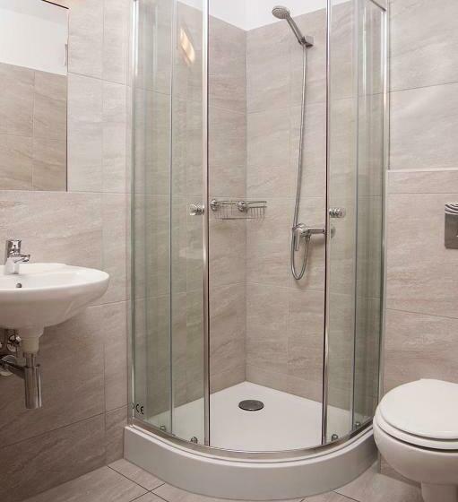 スタンダードルーム, Swoboda Na Szczycie Góry