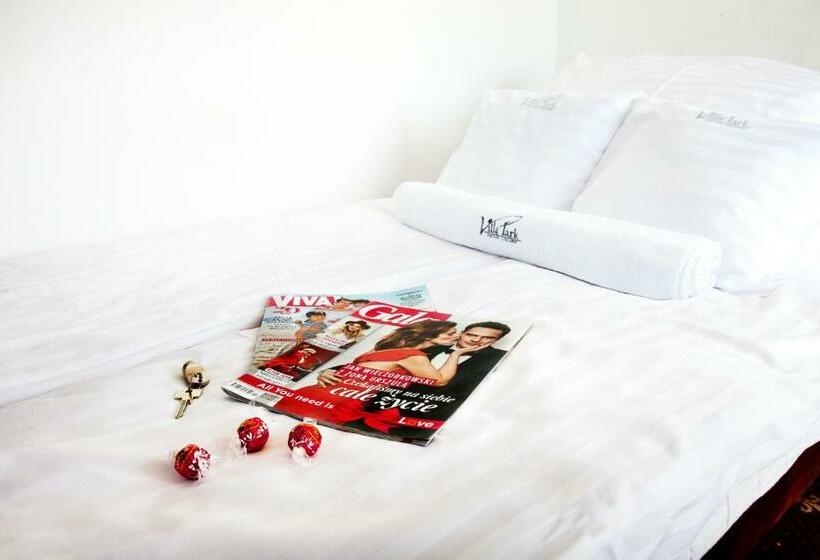 غرفة قياسية فردية, Villa Park