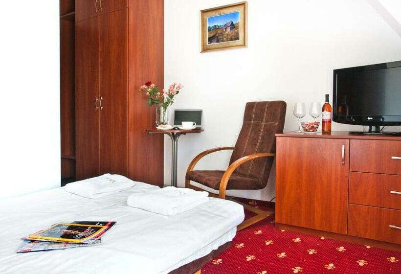 غرفة قياسية فردية, Villa Park