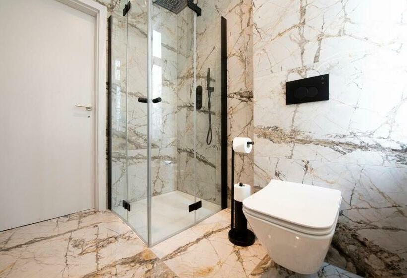 四人标准间, Fregata Kołobrzeg