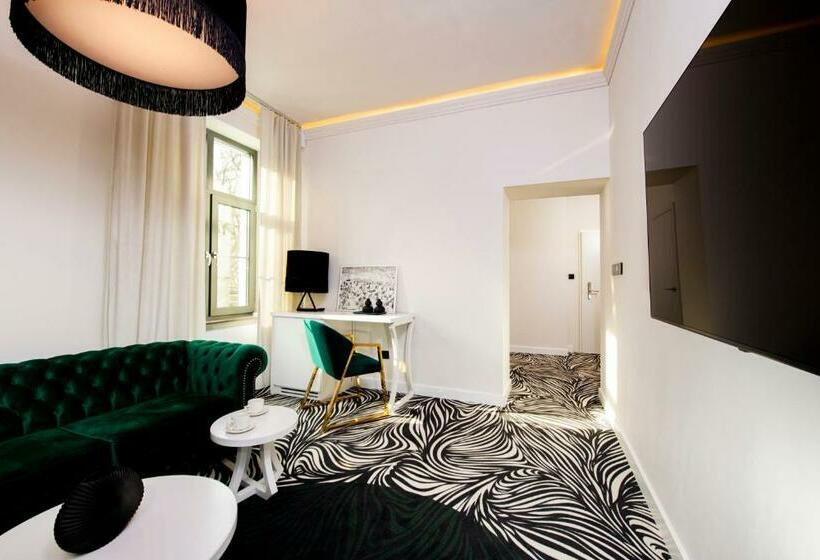 四人标准间, Fregata Kołobrzeg