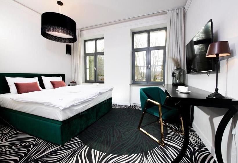 带大床的标准间, Fregata Kołobrzeg