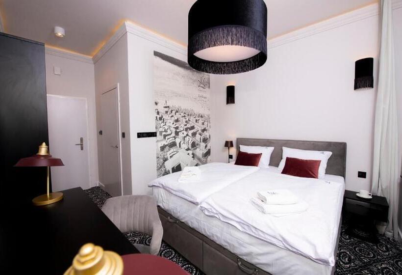 基本间, Fregata Kołobrzeg